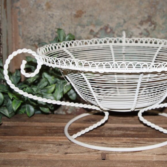 NEW Lrg White Shabby French Pedestal Centerpiece Dish Bowl Basket w/Handles - Picture 4 of 10